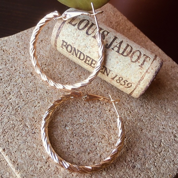 GGMarie Jewelry - Classic Braided Hoops